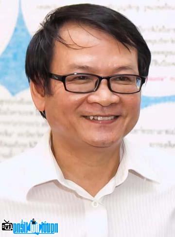 Một bức ảnh về Nguyễn Nhật Ánh nhà văn nổi tiếng Việt Nam