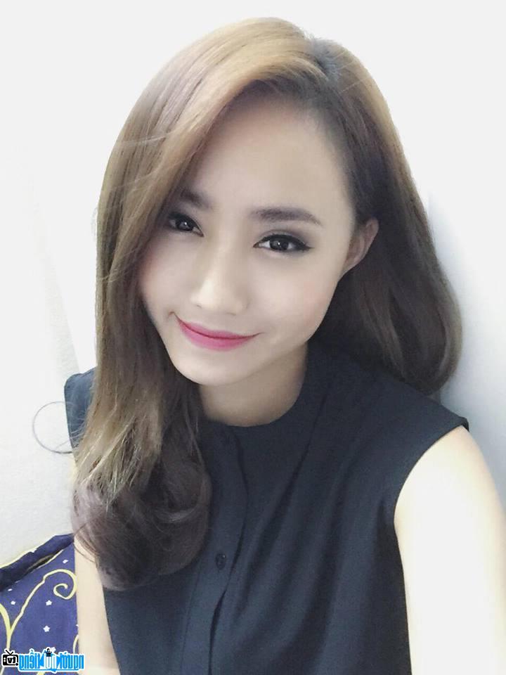 Vẻ xinh đẹp của Xuân Anh- Hot girl nổi tiếng Hà Nội- Việt Nam