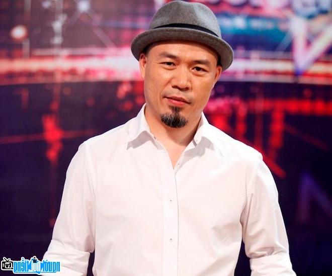 Hình ảnh mới nhất về Nhạc sĩ Huy Tuấn trong chương trình Tìm kiếm tài năng Việt Nam