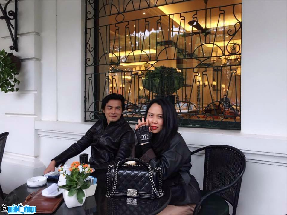 Nam diễn viên Quách Ngọc Ngoan công khai hẹn hò cùng nữ doanh nhân Phượng Chanel