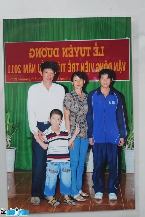 Ảnh chân dung Nguyễn Thị Ánh Viên-VĐV bơi lội nổi tiếng của Cần Thơ