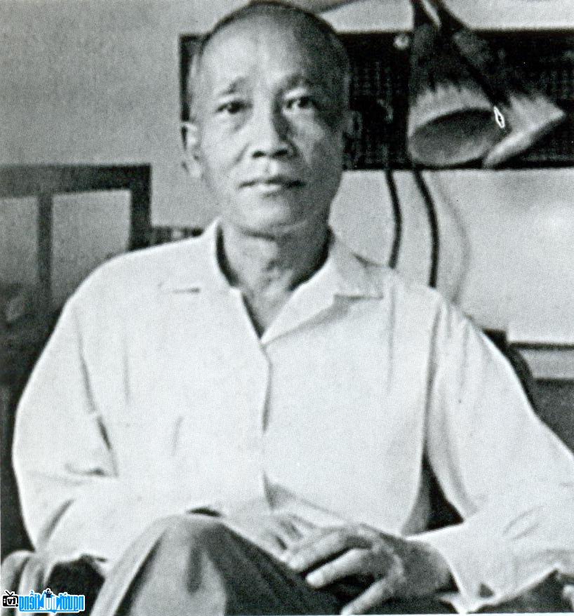 Một bức ảnh về Vũ Bằng- Nhà văn nổi tiếng Hà Nội- Việt Nam