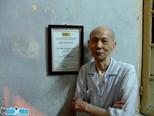 Hình ảnh nhạc sĩ Nguyễn Văn Quỳ tại nhà riêng