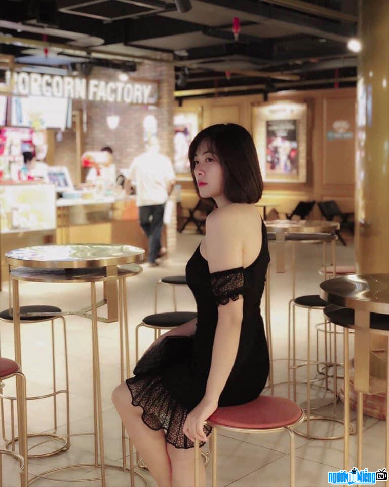 Hình ảnh diễn viên Lê Trang - cô Trung úy Hiền trong phim "Mê cung"