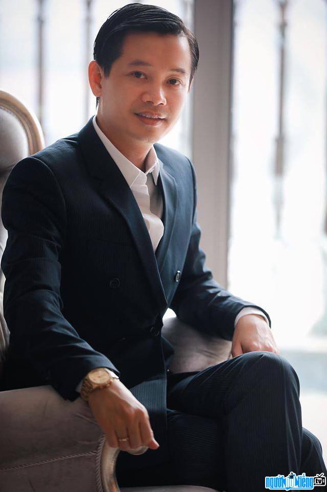 Hình ảnh doanh nhân Phạm Hữu Tuấn - chủ tịch của Goldway Quốc Tế