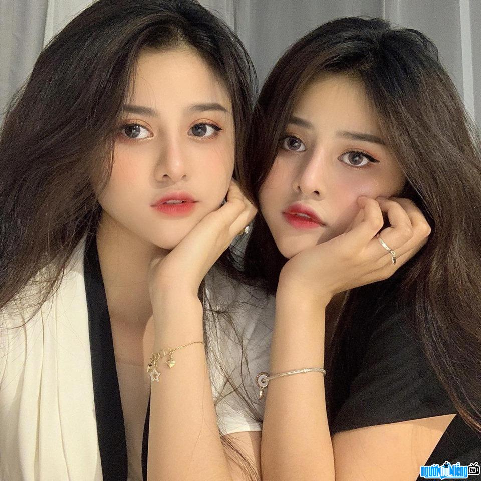 Hai chị em xinh đẹp Kim Chi và Mỹ Chi