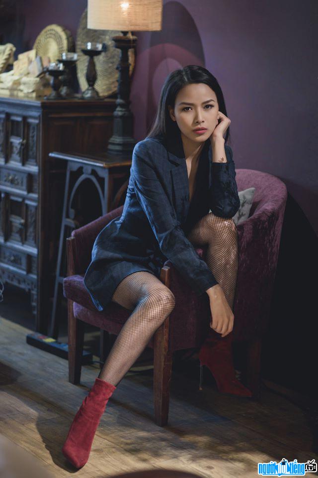 Hình ảnh mới về diễn viên Quỳnh Lyra