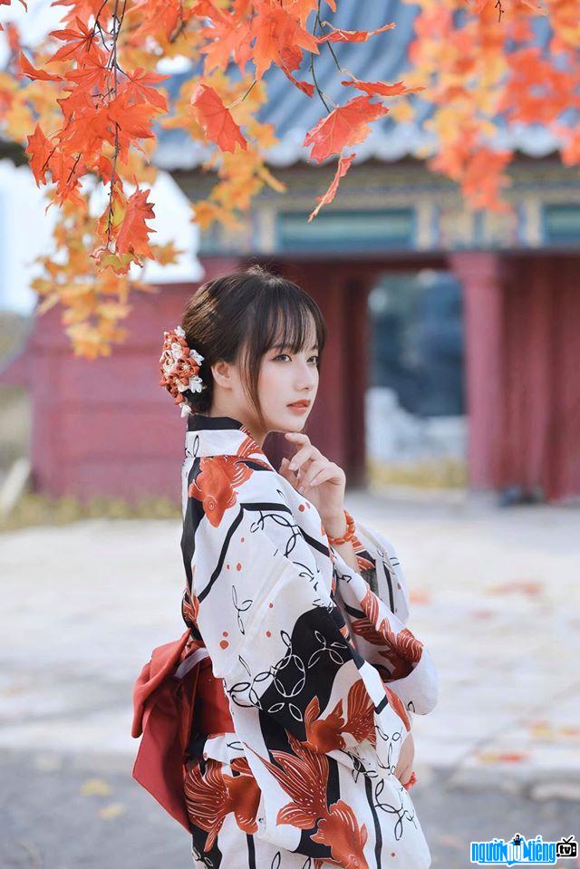 Hình ảnh hot girl Nguyễn Thị Hà Vi xinh đẹp trong trang phục truyền thống của người Nhật