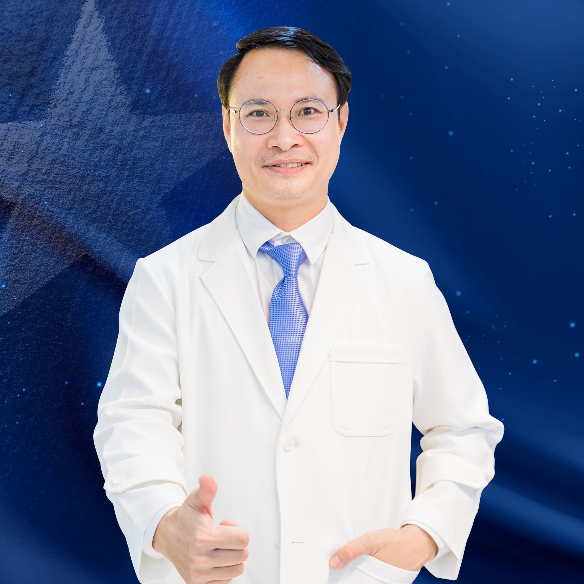 Bác sĩ Nguyễn Hữu Hoạt được xem là bậc thầy sửa mũi hỏng