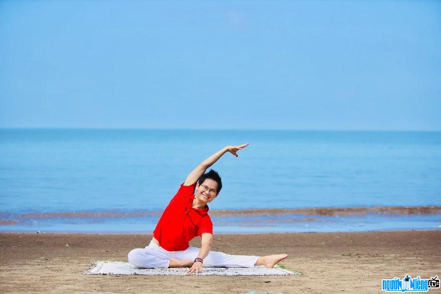 HLV Yoga Đặng Kim Ba giúp nhiều học viên sống vui sống khoẻ