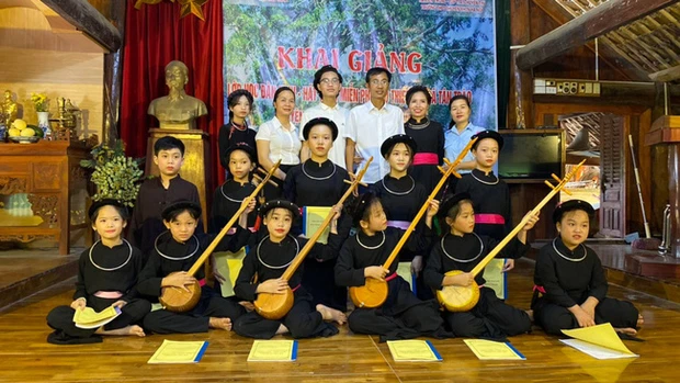 Hà Kiên Trung thành lập Câu lạc bộ "Giữ gìn bản sắc văn hoá người Tày"