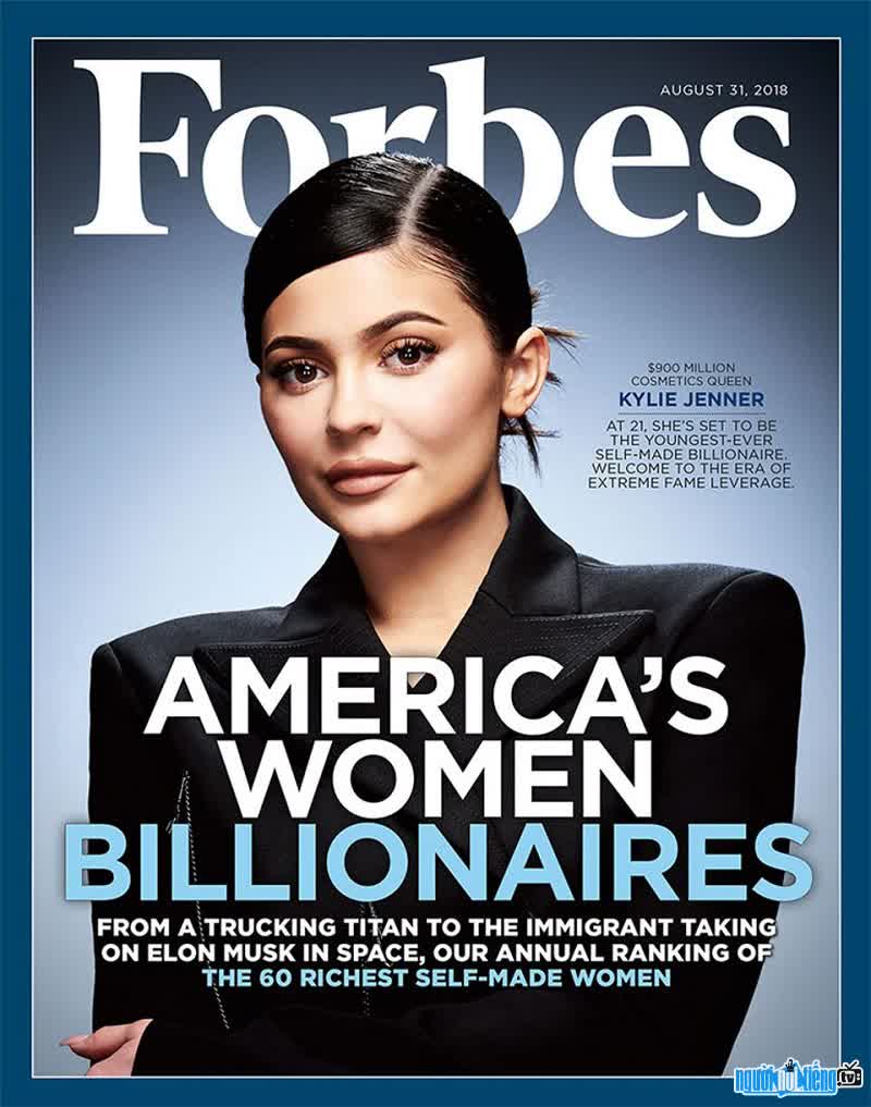 Hình ảnh trang bìa tạp chí kinh doanh Forbes