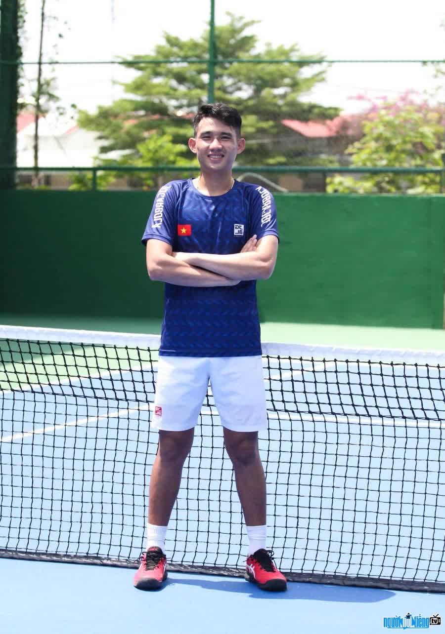 Nguyễn Văn Phương là một tay vợt trẻ triển vọng của Việt Nam và thế giới