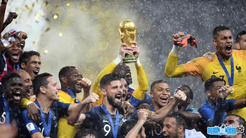 Hình ảnh đội tuyển giành chức vô địch World Cup đang ăn mừng chiến thắng