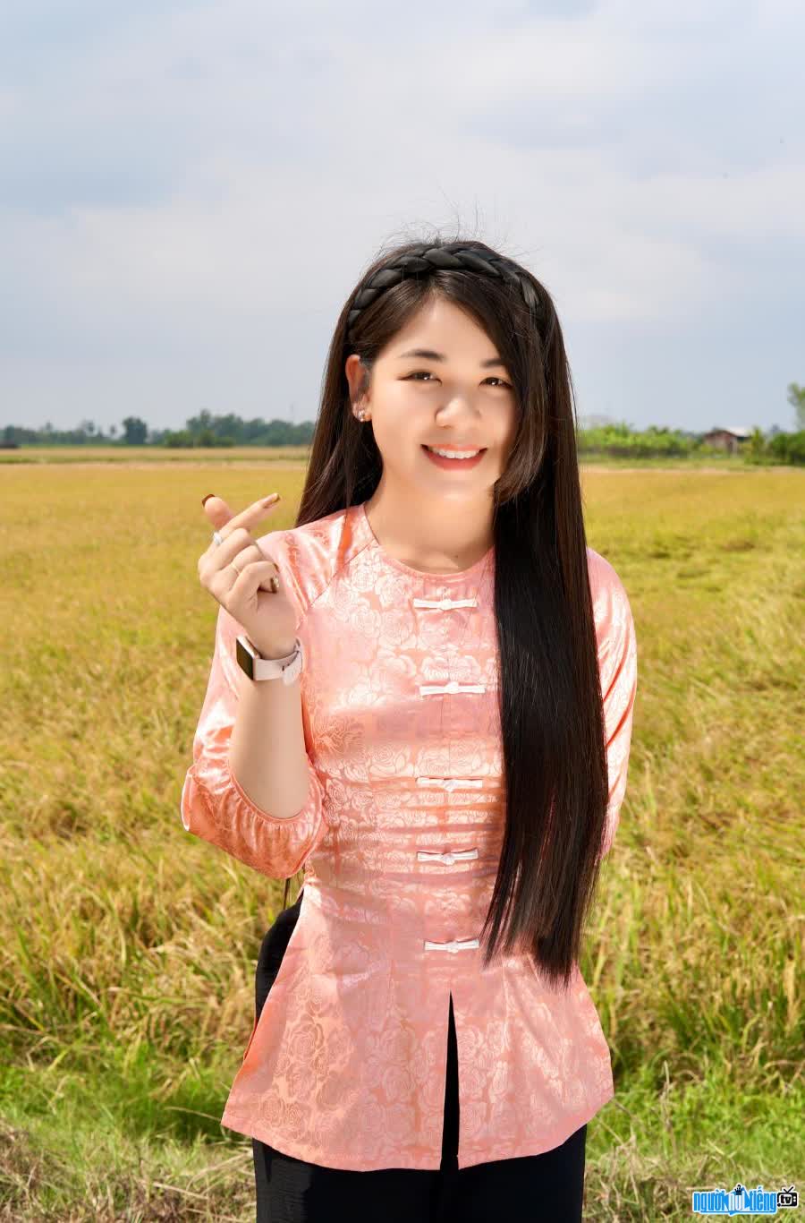 TikToker Nguyễn Vy Family sở hữu nhan sắc xinh đẹp