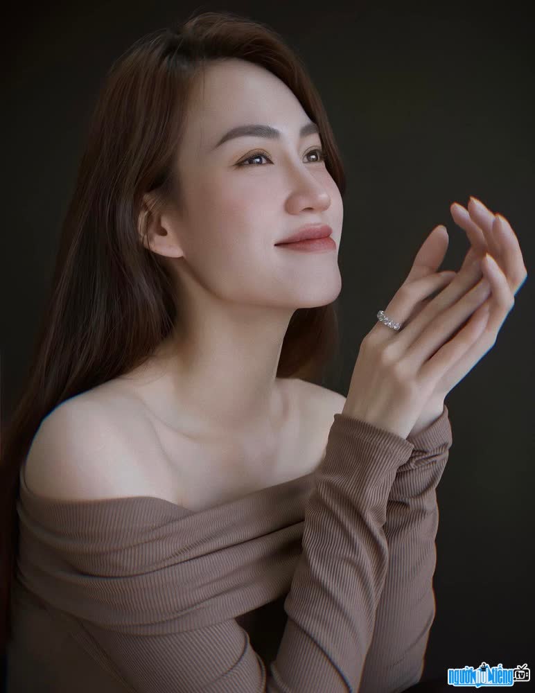 Hình ảnh xinh đẹp của nữ MC Nguyễn Thuỳ Thuỷ Tiên