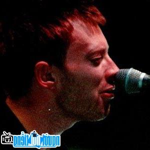 Một hình ảnh chân dung của Ca sĩ nhạc Rock Thom Yorke
