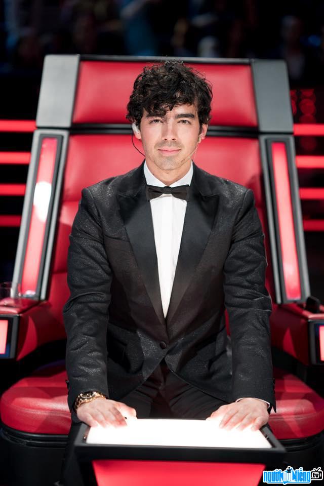 Một bức ảnh mới về Joe Jonas- Ca sĩ nhạc pop nổi tiếng Arizona