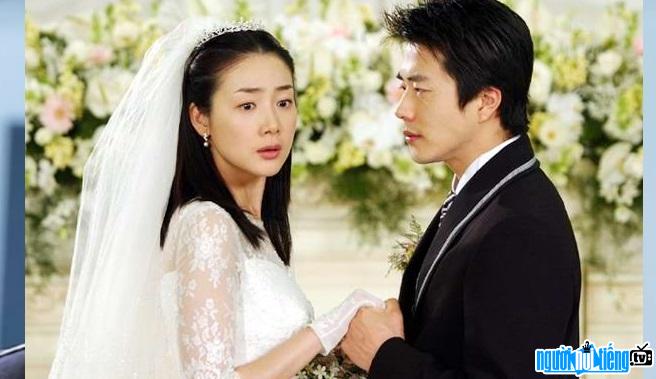 Hình ảnh nam diễn viên Kwon Sang -Woo trong phim Nấc thang lên thiên đường