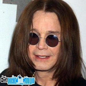 Một bức ảnh mới về Ozzy Osbourne- Ca sĩ nhạc rock metal nổi tiếng Anh