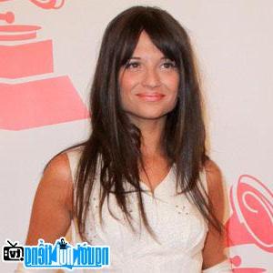 Một hình ảnh chân dung của Ca sĩ nhạc pop Natalia Jiménez