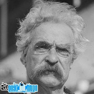 Ảnh chân dung Mark Twain