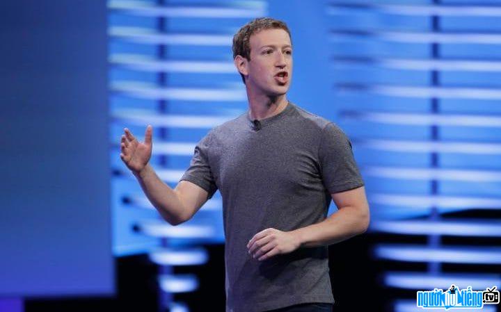 Mark Zuckerberg tại một buổi diễn thuyết