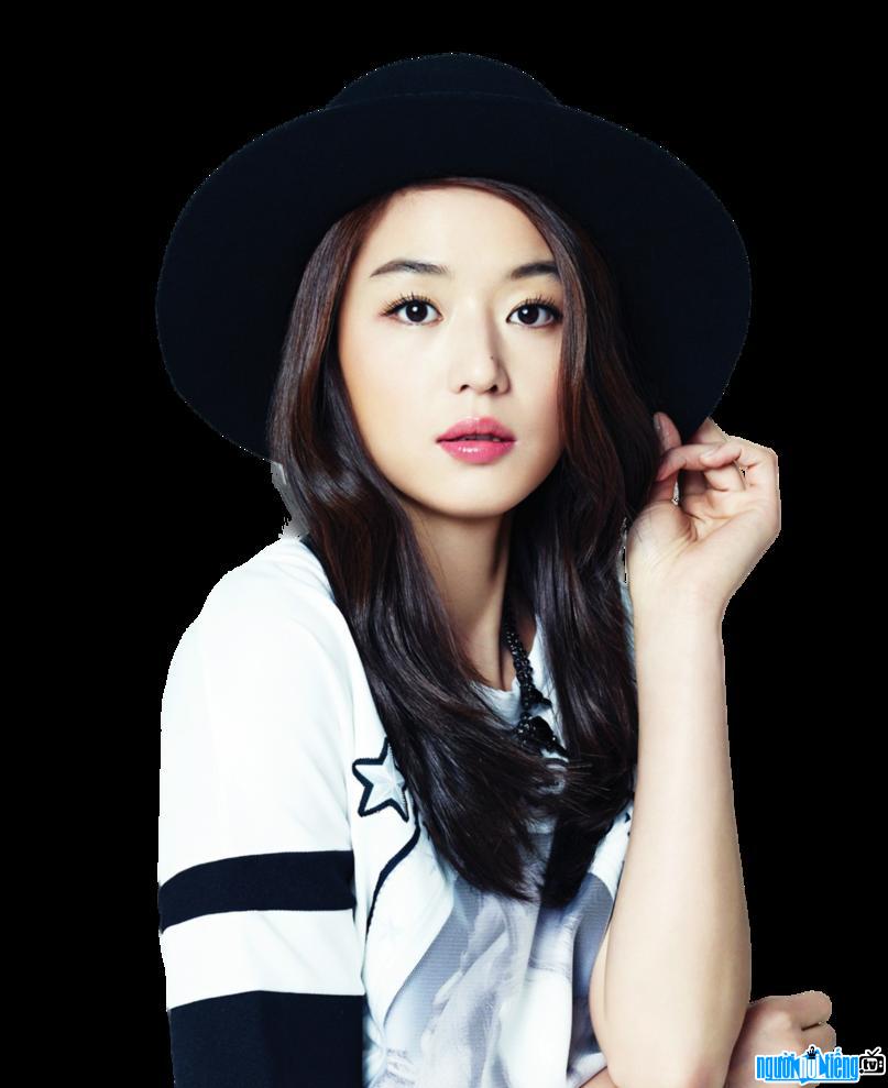 Hình ảnh mới nhất của nữ diễn viên Jun Ji-hyun