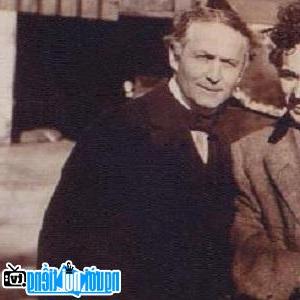 Hình ảnh mới nhất về Thầy phù thủy Harry Houdini