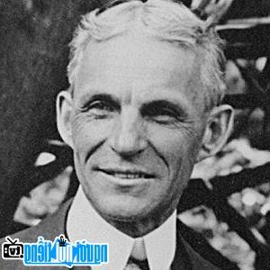 Ảnh chân dung Henry Ford