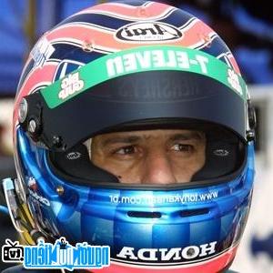 Một bức ảnh mới về Tony Kanaan- VĐV đua xe hơi nổi tiếng Salvador- Braxil