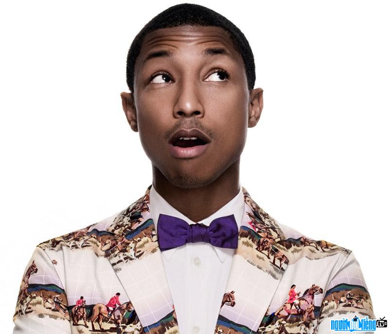 Một bức ảnh mới về Pharrell Williams- Ca sĩ nhạc pop nổi tiếng Virginia Beach- Virginia