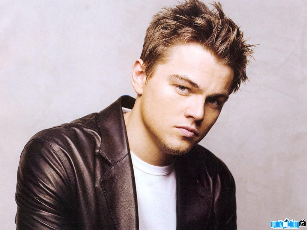 Hình ảnh thời trẻ của diễn viên Leonardo DiCaprio