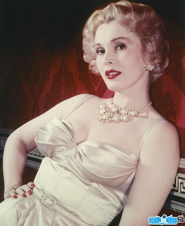 Diễn viên nữ Zsa Zsa Gabor là Hoa hậu Hungary năm 1936