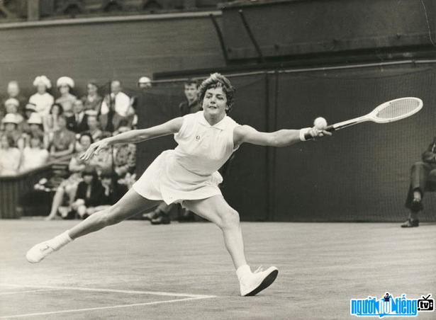 Margaret Court tay vợt vĩ đại nhất Úc