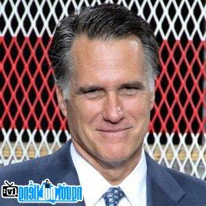 Ảnh chân dung Mitt Romney