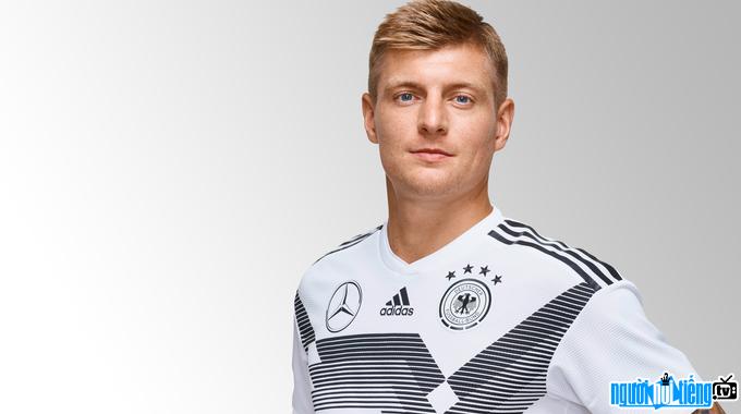 Một hình ảnh chân dung cầu thủ Đức - Toni Kroos