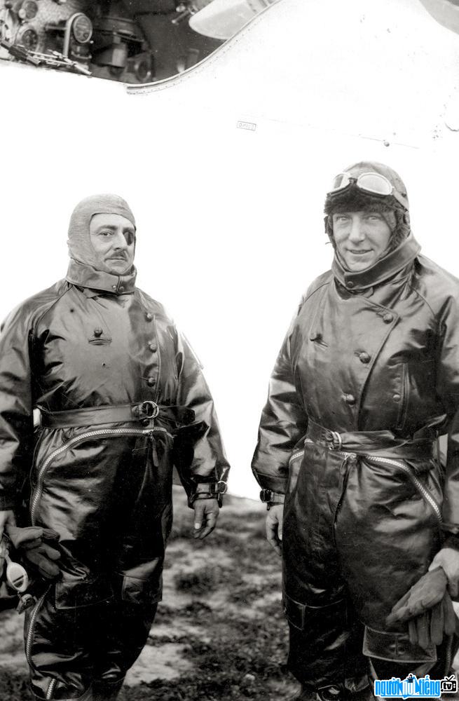 Hình ảnh phi công Francois Coli và phi công Charles Nungesser