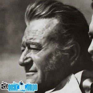 Một hình ảnh chân dung của Diễn viên nam John Wayne