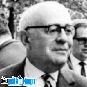 Ảnh của Theodor W. Adorno
