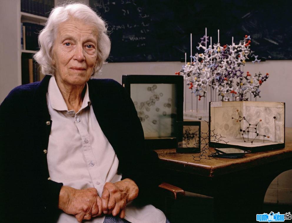 Hình ảnh mới nhất của nhà hóa học Dorothy Hodgkin