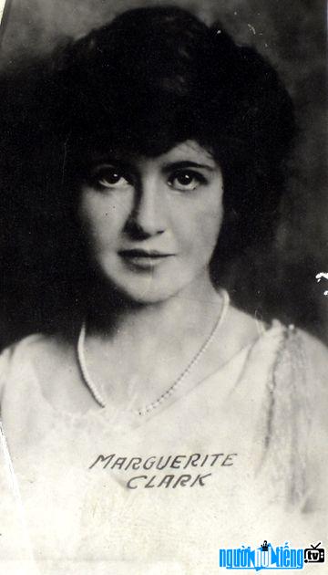 Một hình chân dung khác về nữ diễn viên Marguerite Clark