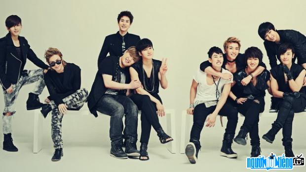 Super Junior nhóm nhạc nổi tiếng xứ sở kim chi