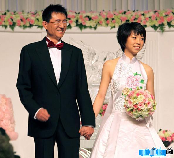 Trương Di Ninh kết hôn tháng 10 năm 2009.