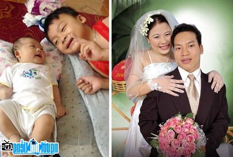 Lê Văn Công hạnh phúc bên vợ và 2 con.
