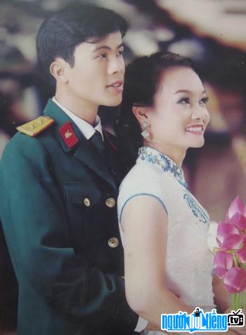 Vợ chồng Nguyễn Thị Thiết trong ngày cưới.