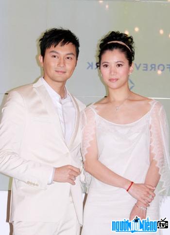 Trương Trí Lâm cùng vợ  Viên Vịnh Nghi