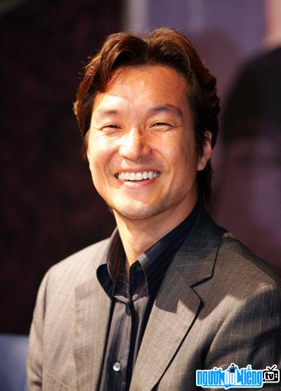 Hình ảnh mới nhất về diễn viên Han Suk-kyu
