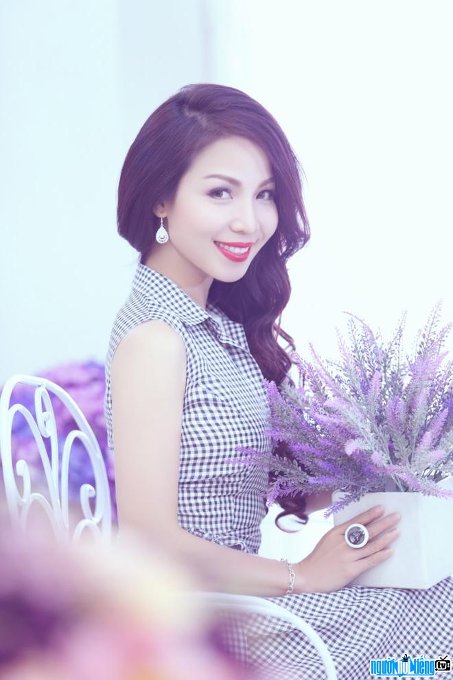 Hình ảnh mới nhất về nữ ca sĩ Khánh Loan