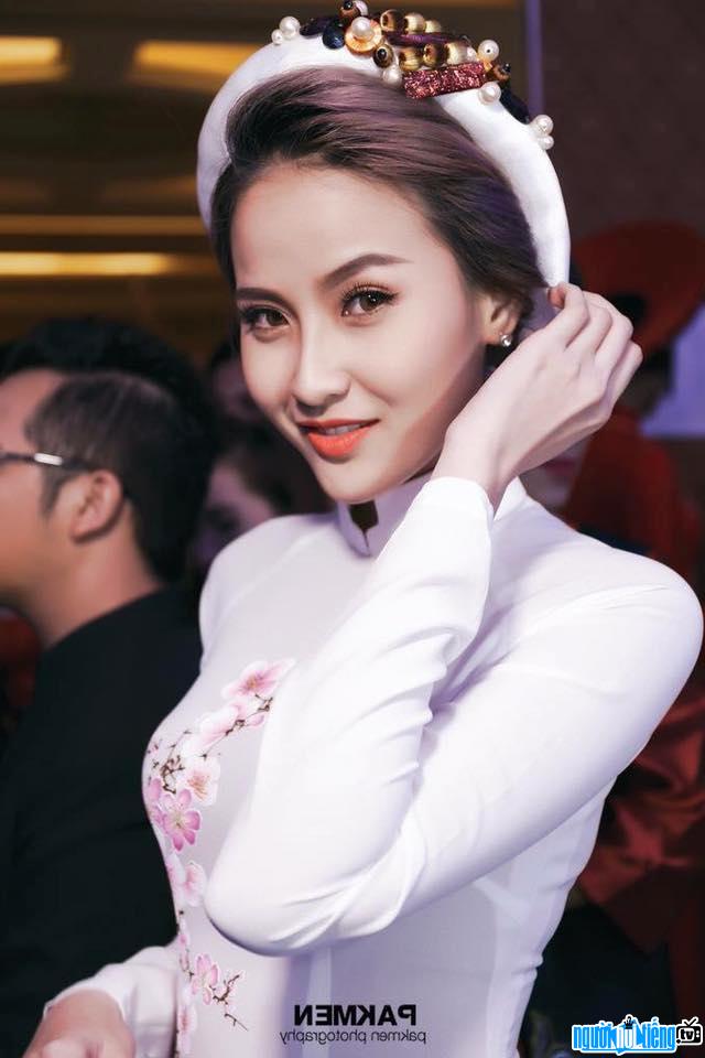 Hình ảnh mới nhất của người mẫu Khánh Ngân